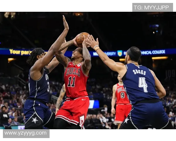 快船与勇士季后赛精彩对决全程录像回顾与分析