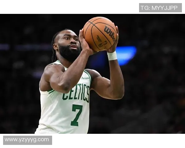 杰伦布朗：从新星崛起到NBA巨星的辉煌历程与未来展望