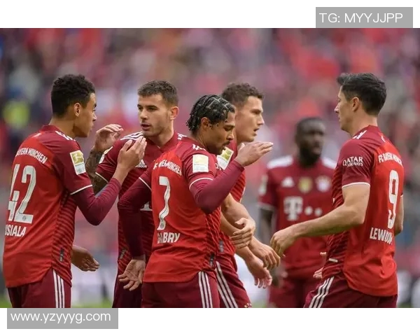 莱万重返安联球场引发拜仁球迷愤怒声讨纷纷指责其忘恩负义 莱万重返安联球场引发拜仁球迷愤怒声讨纷纷指责其忘恩负义