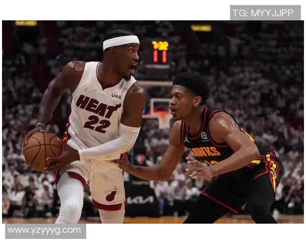 马赛克队与热火激战正酣双方争夺季后赛席位精彩纷呈