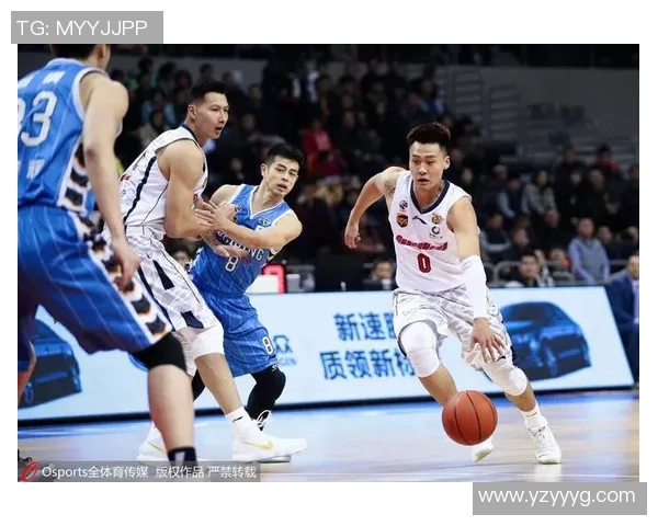 2020年广东队与首钢队精彩对决全场集锦回顾与分析